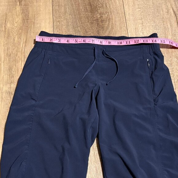 ATHLETA La Viva Ruched Cropped Jogger Pants Size 2 Navy - Picture 9 of 13